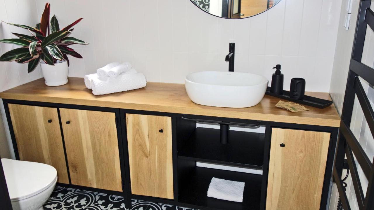 Dzikie Lisko - Apartament Z Tarasem Леско Экстерьер фото